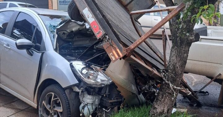 Choque en cadena con cinco vehículos