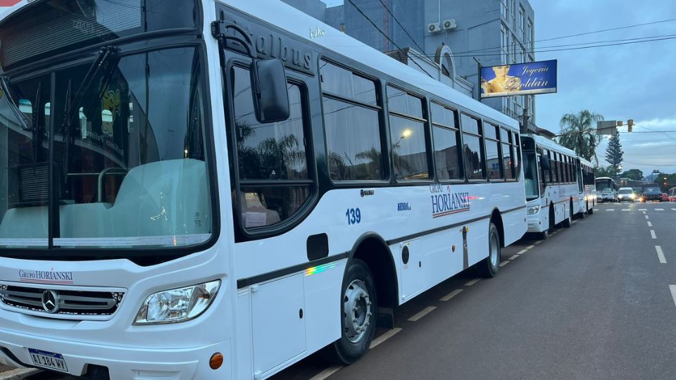 Eldorado da un salto histórico en transporte urbano incorporan 10 colectivos 0 km