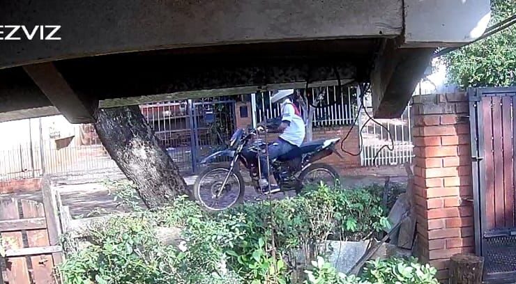 Robaron una moto en el barrio Doglio de Eldorado