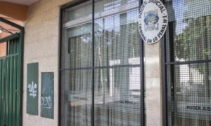 Un hombre fue condenado a 15 años de prisión por retener y abusar de una joven