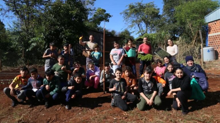 El programa Huertas Escolares ya llegó a más de 30 instituciones de Eldorado