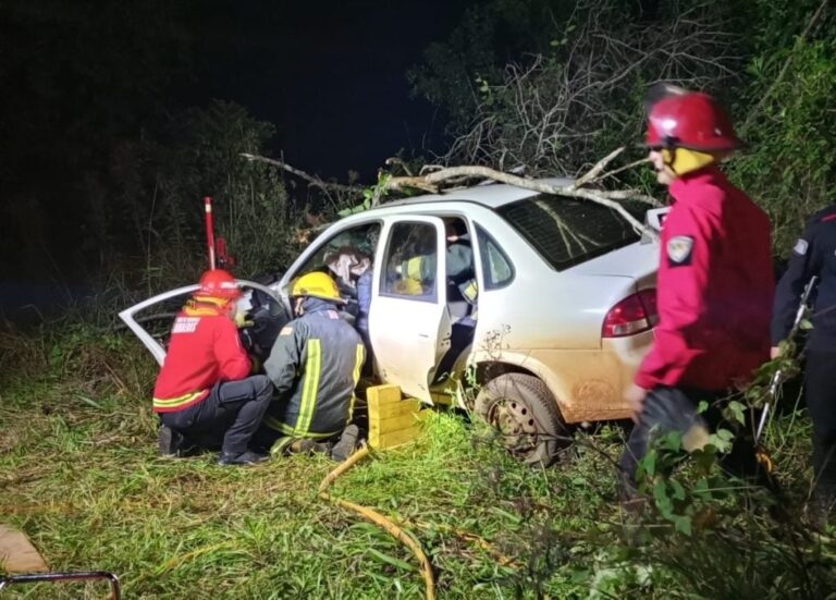 Familias lesionadas tras un choque frontal en la ruta 14
