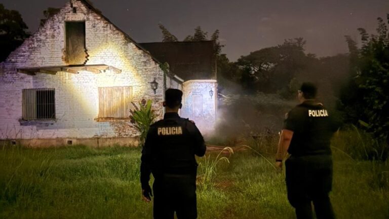 Incendio en una vivienda deshabitada de Eldorado