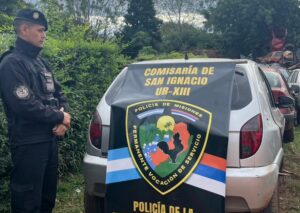 Intentó escapar de un control y descubrieron que manejaba un auto robado