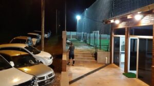 Robaron y vaciaron un predio deportivo en Eldorado