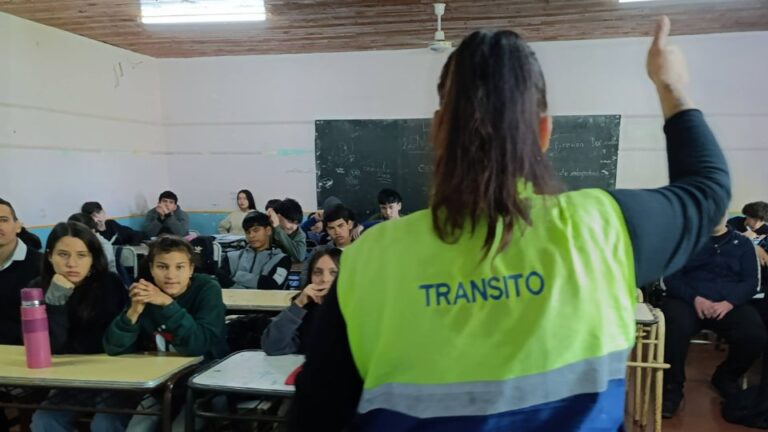 Eldorado sigue fortaleciendo la educación vial con charlas en las escuelas de la ciudad