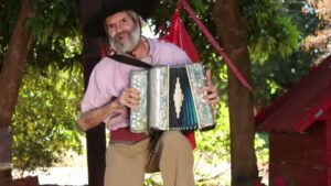Falleció el cantautor misionero «Moni» Encina