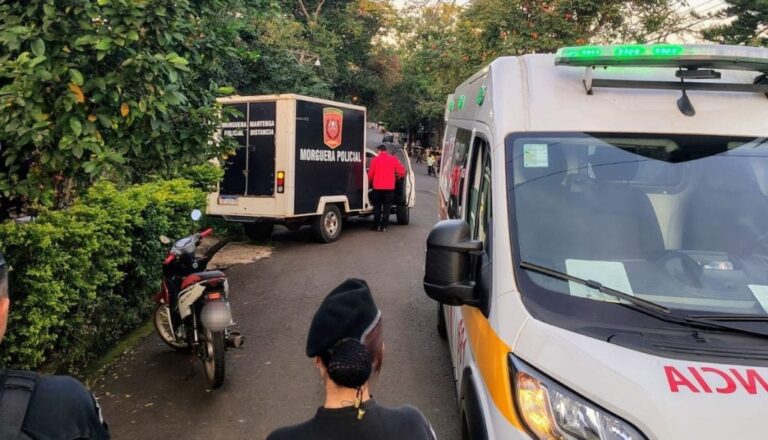 Hallaron a una mujer muerta y a su pareja ahorcada en Posadas