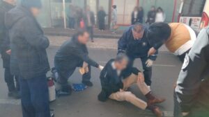 Un hombre de 82 años fue atropellado por una camioneta mientras intentaba estacionar en Posadas