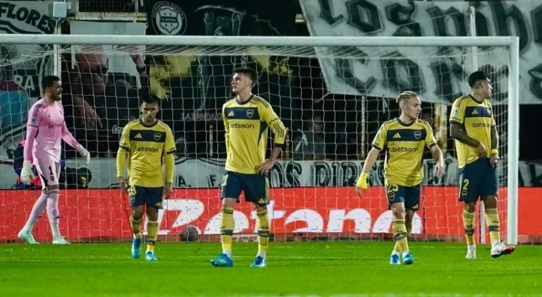 Boca fue goleado por Deportivo Riestra en su debut en el torneo Clausura
