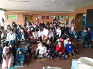Eldorado impulsa las huertas escolares con una nueva jornada de capacitación en la Escuela 735