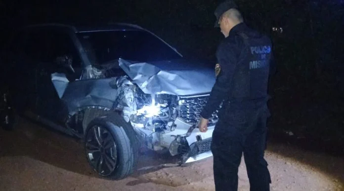 Dos jóvenes murieron tras ser atropellados por un auto robado