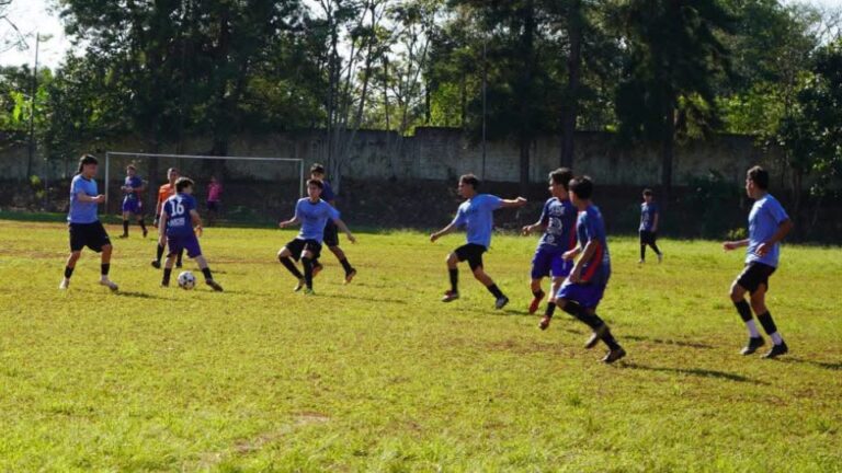 Las Olimpiadas Estudiantiles 2026 comenzaron en Eldorado con el fútbol