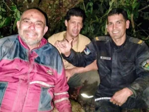 Rescataron con vida a al hombre perdido en el monte