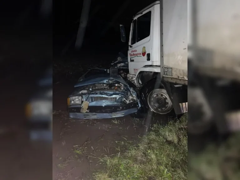 choque frontal con un camión deja 7 fallecidos