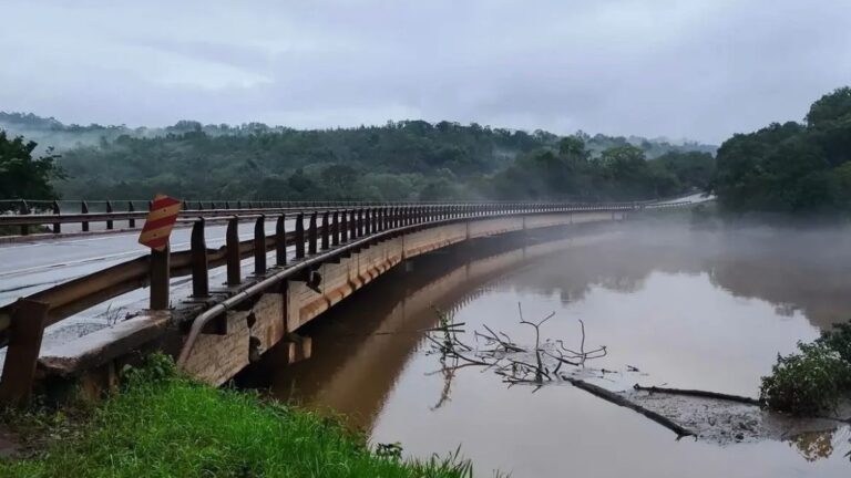 Continúa el corte total en los puentes Piray Guazú y Paranay por la crecida