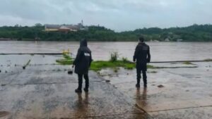 Suspendieron el servicio de balsas y lanchas entre Misiones y Paraguay