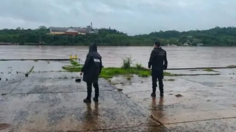 Suspendieron el servicio de balsas y lanchas entre Misiones y Paraguay